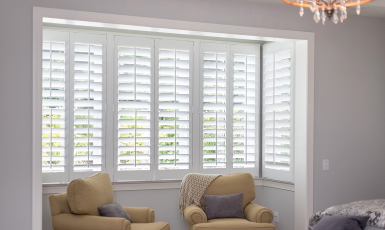 Plantation shutters in Dallas corner